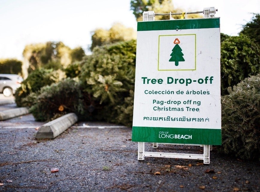 Sign about tree recycling Sign about tree recycling