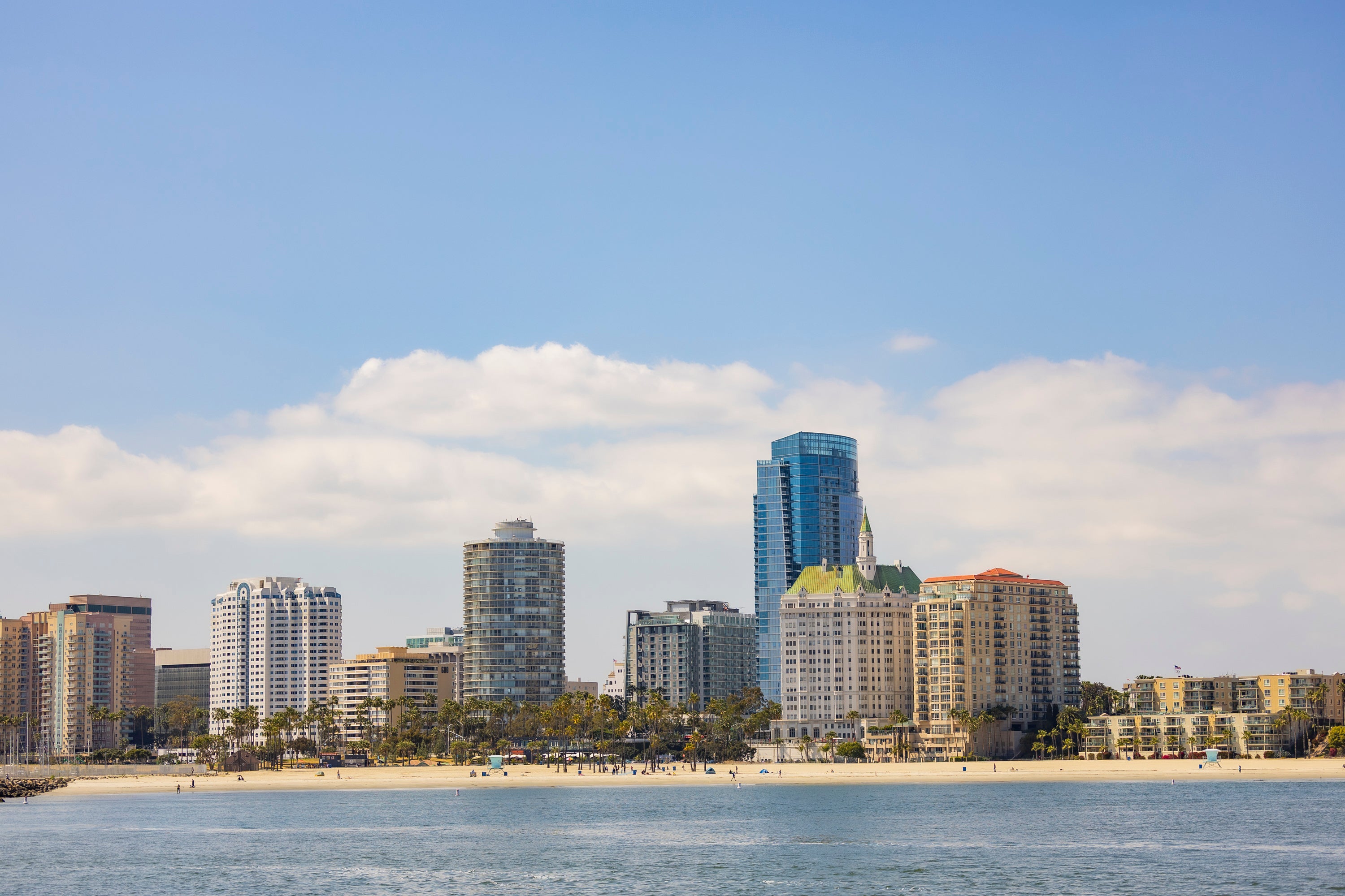 High rise buildings in downtown shoreline High rise buildings in downtown shoreline