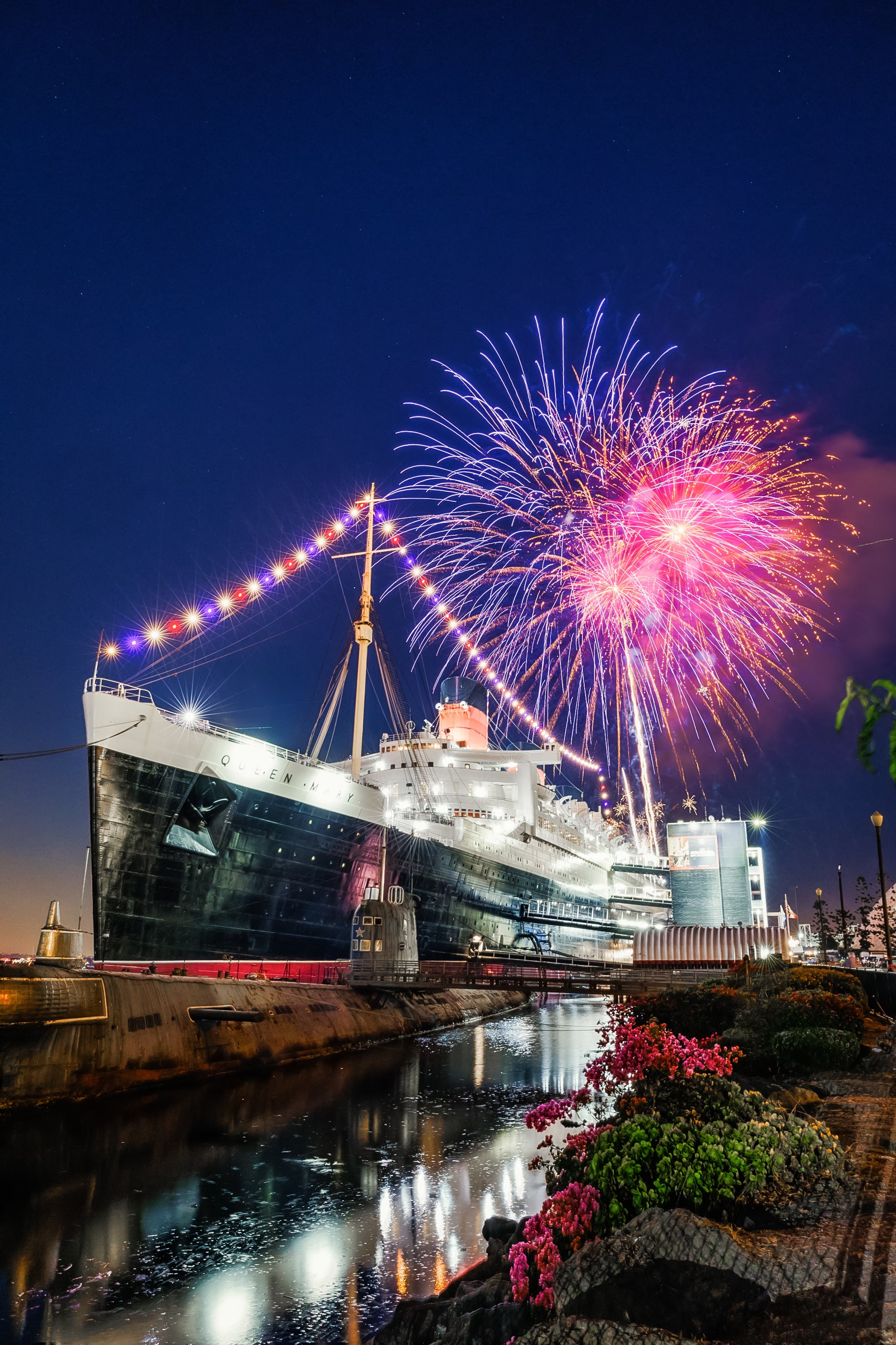 Fireworks over the Queen Mary Fireworks over the Queen Mary